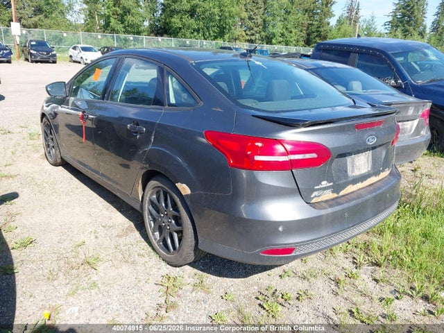 Ford FOCUS SE 2016 1FADP3F24GL388842 Image 3