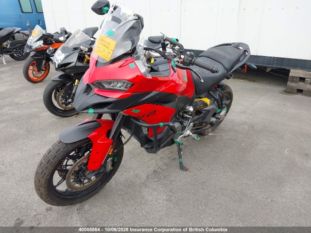 Ducati Multistrada V2/v2 S 2025 ZDMAAU9T2SB000972 Image 2