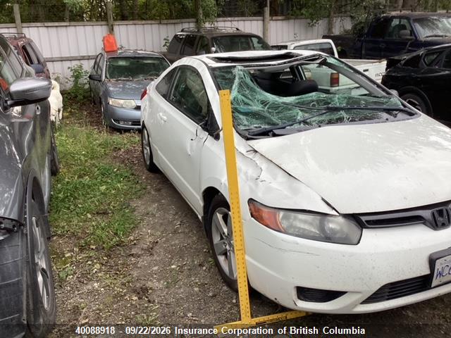 40088918 :رقم المزاد ، 2HGFG12698H011617 vin ، 2008 Honda Civic مزاد بيع