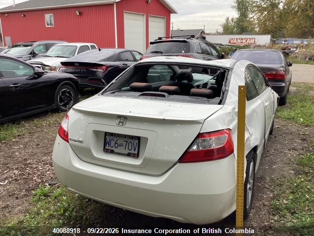 40088918 :رقم المزاد ، 2HGFG12698H011617 vin ، 2008 Honda Civic مزاد بيع