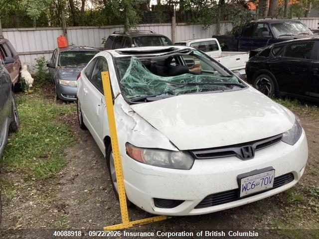 40088918 :رقم المزاد ، 2HGFG12698H011617 vin ، 2008 Honda Civic مزاد بيع