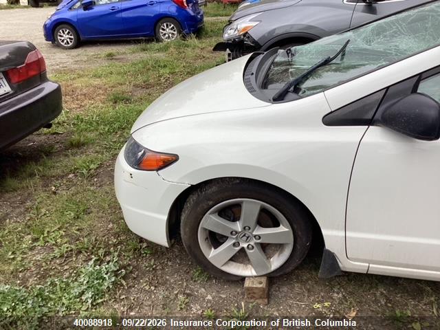 40088918 :رقم المزاد ، 2HGFG12698H011617 vin ، 2008 Honda Civic مزاد بيع