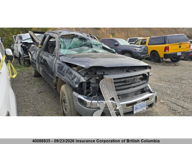 2004 Gmc New Sierra K1500 მანქანა იყიდება აუქციონზე, vin: 2GTEK19T941312248, აუქციონის ნომერი: 40088935