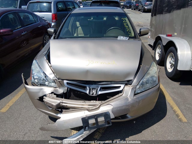 40077597 :رقم المزاد ، 1HGCM56675A800016 vin ، 2005 Honda Accord Ex مزاد بيع