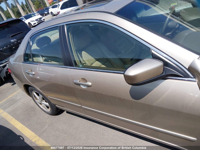 40077597 :رقم المزاد ، 1HGCM56675A800016 vin ، 2005 Honda Accord Ex مزاد بيع