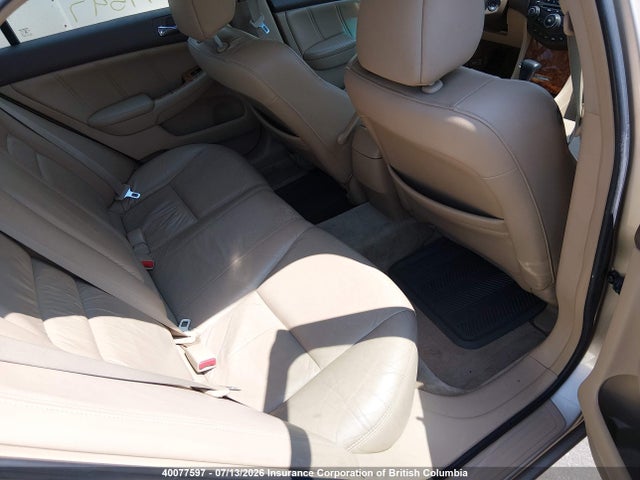 40077597 :رقم المزاد ، 1HGCM56675A800016 vin ، 2005 Honda Accord Ex مزاد بيع