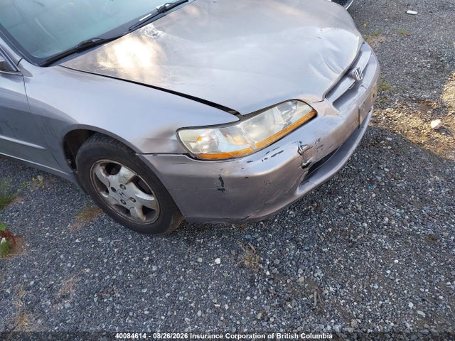 Продажа на аукционе авто 2000 Honda Accord Ex, vin: 1HGCG5669YA802426, номер лота: 40084614
