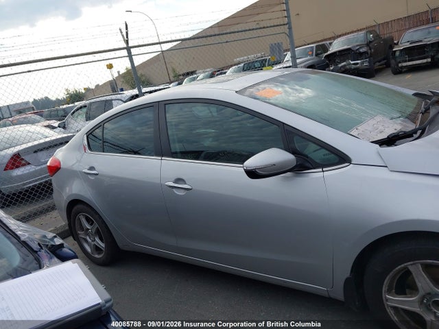 40085788 :رقم المزاد ، KNAFX4A86F5435082 vin ، 2015 Kia Forte Ex مزاد بيع