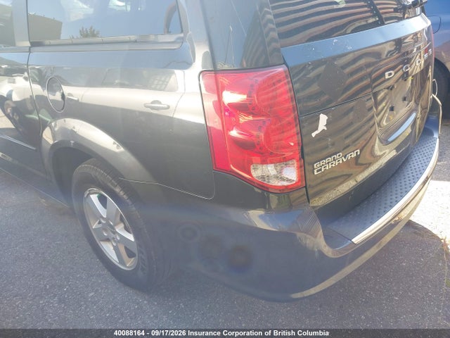 40088164 :رقم المزاد ، 2D4RN4DGXBR762030 vin ، 2011 Dodge Grand Caravan Express مزاد بيع