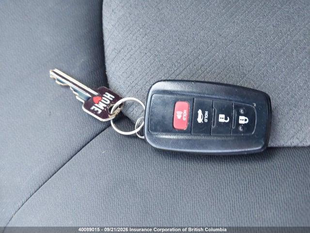 Продаж на аукціоні авто 2021 Toyota Camry, vin: 4T1C31AKXMU028697, номер лоту: 40089015
