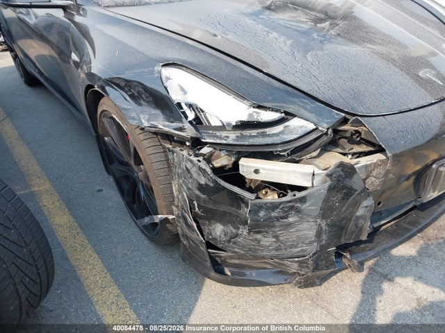 5YJ3E1EB7KF236521 Tesla MODEL 3
