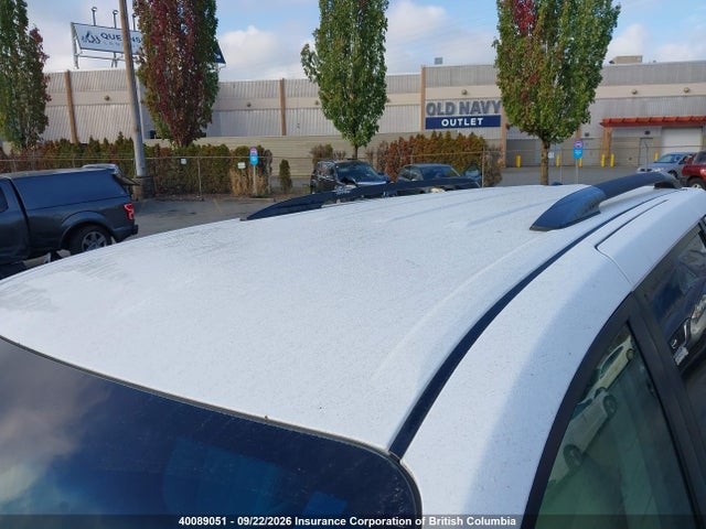 Продажа на аукционе авто 2013 Toyota Sienna Le, vin: 5TDKK3DC4DS352915, номер лота: 40089051
