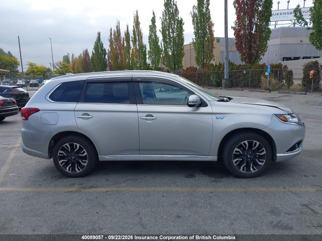40089057 :رقم المزاد ، JA4J24A53JZ619599 vin ، 2018 Mitsubishi Outlander Phev Gt/se مزاد بيع