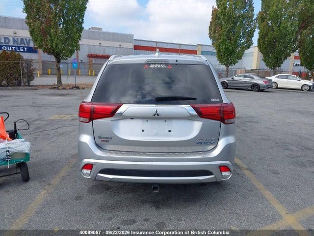 40089057 :رقم المزاد ، JA4J24A53JZ619599 vin ، 2018 Mitsubishi Outlander Phev Gt/se مزاد بيع