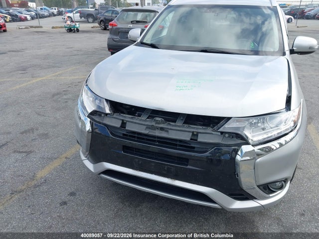 40089057 :رقم المزاد ، JA4J24A53JZ619599 vin ، 2018 Mitsubishi Outlander Phev Gt/se مزاد بيع