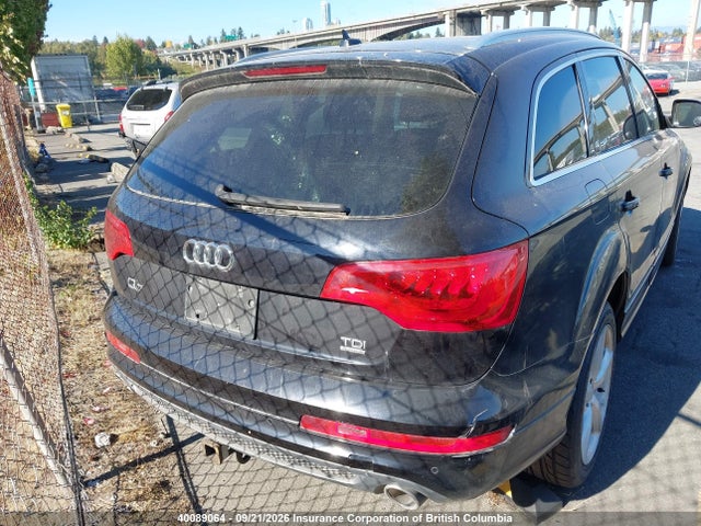 40089064 :رقم المزاد ، WA1MMCFE7BD009035 vin ، 2011 Audi Q7 مزاد بيع