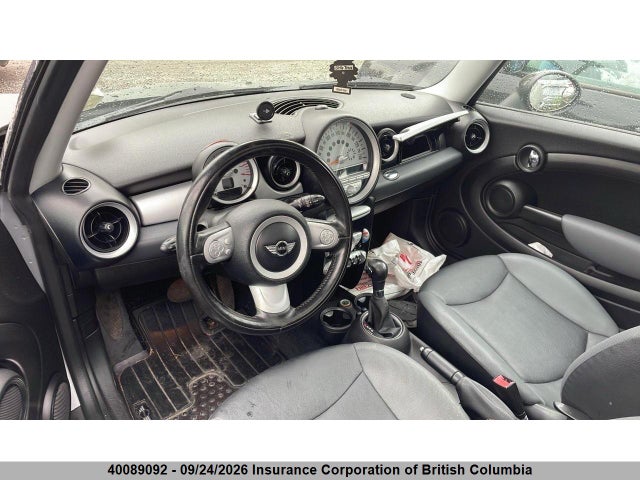 40089092 :رقم المزاد ، WMWMF3C54ATZ25063 vin ، 2010 Mini Cooper مزاد بيع