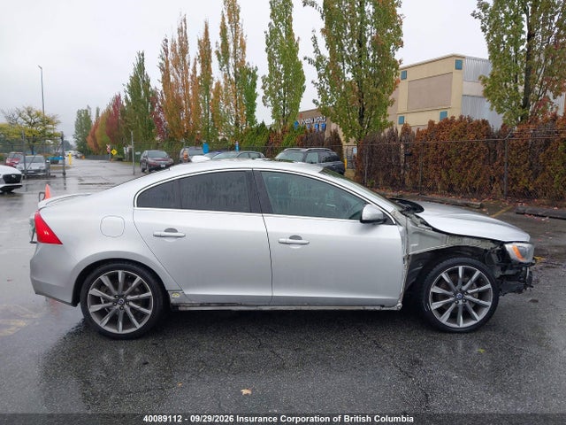 Volvo S60 2015 YV149MFM3F2332014 Image 14