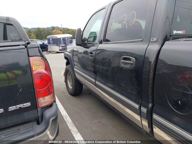 2002 Chevrolet Silverado K2500 Heavy Duty მანქანა იყიდება აუქციონზე, vin: 1GCHK23U22F210428, აუქციონის ნომერი: 40089122