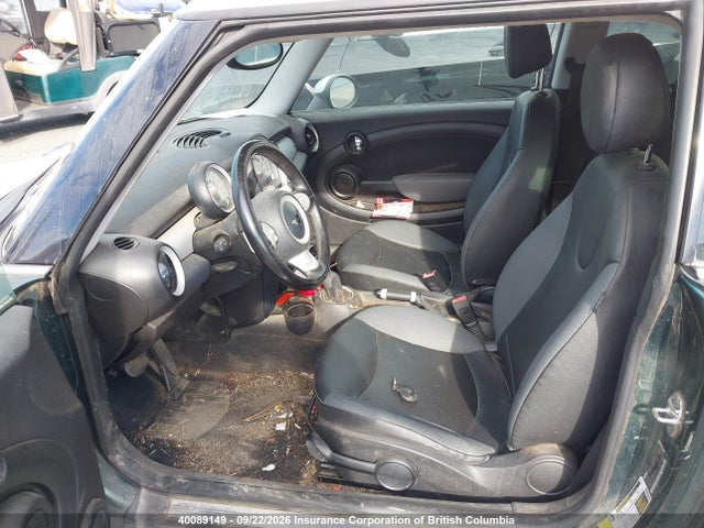 40089149 :رقم المزاد ، WMWML335X9TX33523 vin ، 2009 Mini Cooper Clubman مزاد بيع