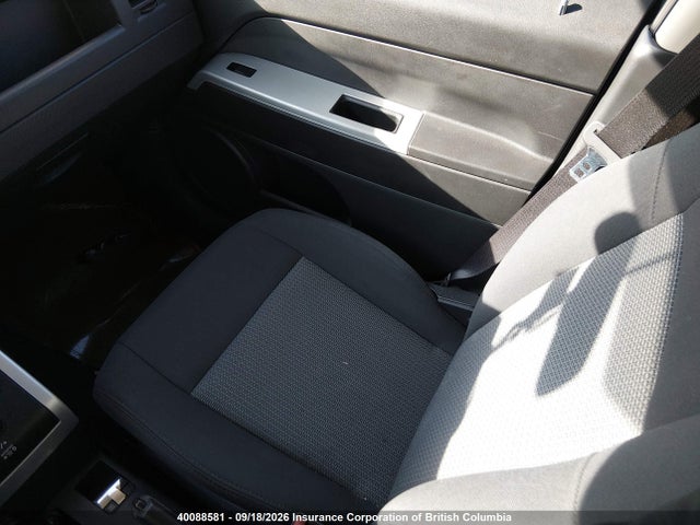 40088581 :رقم المزاد ، 1J8FF28W48D602801 vin ، 2008 Jeep Patriot Sport مزاد بيع