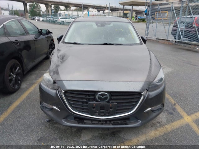 Продаж на аукціоні авто 2018 Mazda 3 Grand Touring, vin: 3MZBN1M39JM238798, номер лоту: 40089171