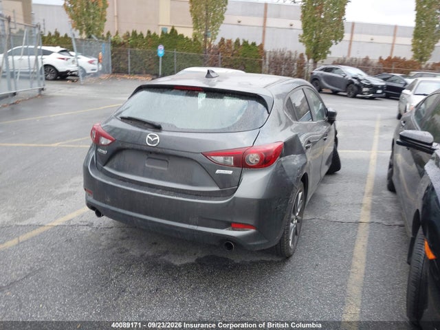Продаж на аукціоні авто 2018 Mazda 3 Grand Touring, vin: 3MZBN1M39JM238798, номер лоту: 40089171