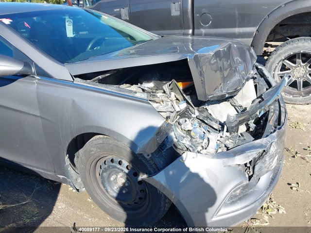 40089177 :رقم المزاد ، 5NPEB4AC1DH572705 vin ، 2013 Hyundai Sonata Gl مزاد بيع