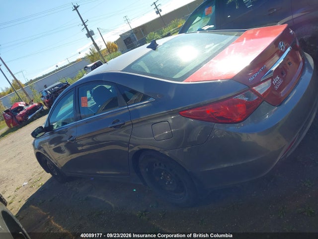 40089177 :رقم المزاد ، 5NPEB4AC1DH572705 vin ، 2013 Hyundai Sonata Gl مزاد بيع
