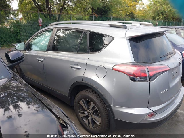 Toyota RAV4 LE 2018 2T3BFREV9JW811423 Image 14
