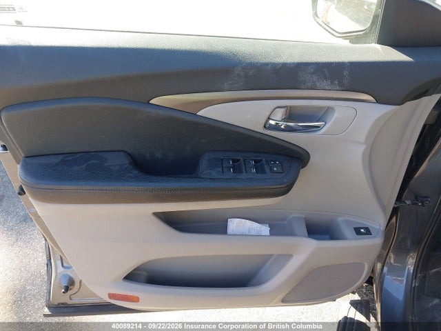 Honda Pilot 2016 5FNYF6H14GB511935 Image 21