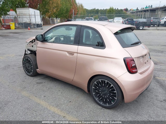 2026 Fiat 500e Bev Pop მანქანა იყიდება აუქციონზე, vin: ZFAFFAB44TX270401, აუქციონის ნომერი: 40089245