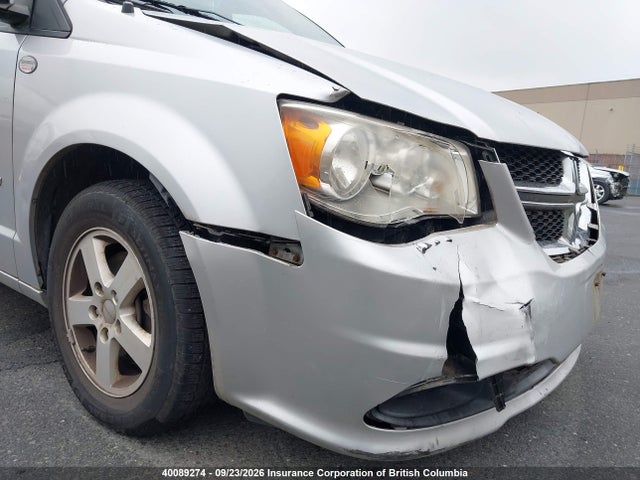 2011 Dodge Grand Caravan Express მანქანა იყიდება აუქციონზე, vin: 2D4RN4DG0BR794078, აუქციონის ნომერი: 40089274