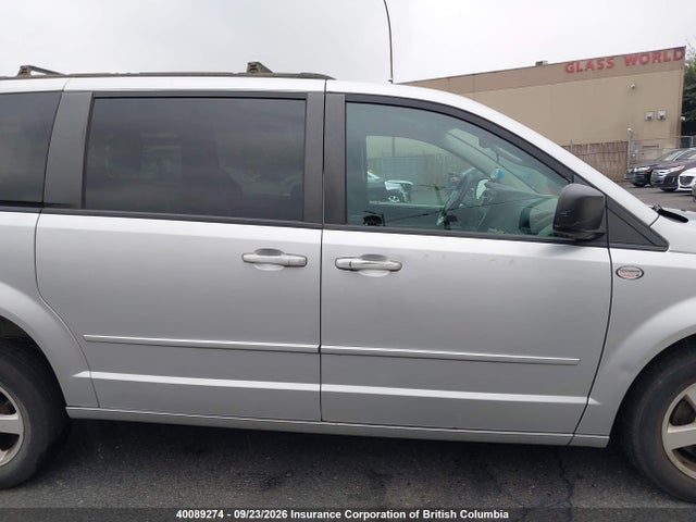 2011 Dodge Grand Caravan Express მანქანა იყიდება აუქციონზე, vin: 2D4RN4DG0BR794078, აუქციონის ნომერი: 40089274
