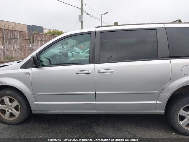 2011 Dodge Grand Caravan Express მანქანა იყიდება აუქციონზე, vin: 2D4RN4DG0BR794078, აუქციონის ნომერი: 40089274