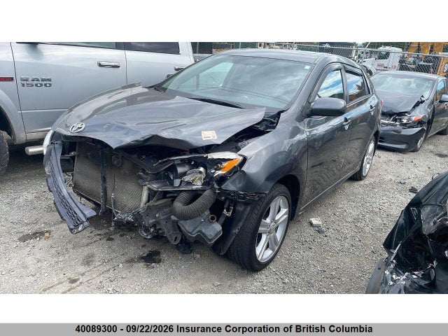 40089300 :رقم المزاد ، 2T1KU4EE5DC943165 vin ، 2013 Toyota Corolla Matrix مزاد بيع