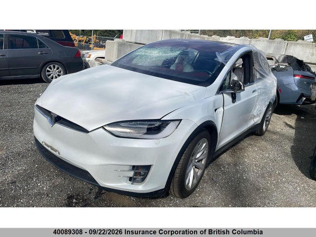 40089308 :رقم المزاد ، 5YJXCDE2XJF120396 vin ، 2018 Tesla Model X Awd/standard Range مزاد بيع