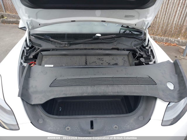 Tesla Model Y 2023 LRWYGDFD6PC902853 Image 10