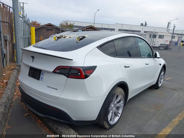 Tesla Model Y 2023 LRWYGDFD6PC902853 Image 4