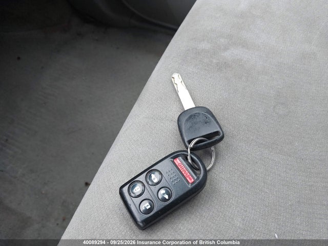 40089294 :رقم المزاد ، 5FNRL38406B505067 vin ، 2006 Honda Odyssey Ex مزاد بيع