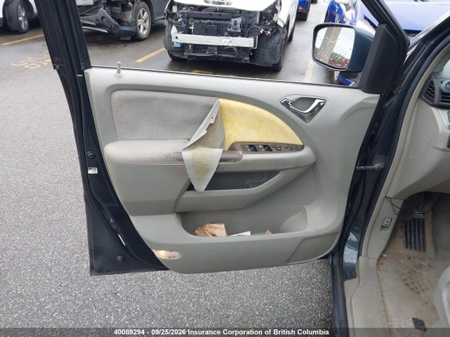 40089294 :رقم المزاد ، 5FNRL38406B505067 vin ، 2006 Honda Odyssey Ex مزاد بيع