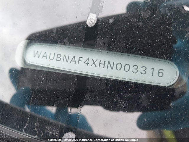 Продаж на аукціоні авто 2017 Audi A4, vin: WAUBNAF4XHN003316, номер лоту: 40089360