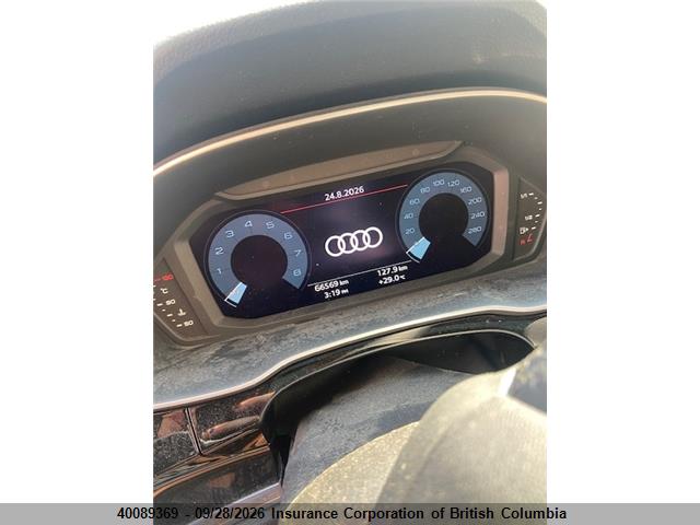 40089369 :رقم المزاد ، WA1DECF34R1039388 vin ، 2024 Audi Q3 مزاد بيع