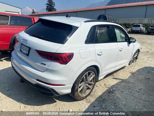 40089369 :رقم المزاد ، WA1DECF34R1039388 vin ، 2024 Audi Q3 مزاد بيع