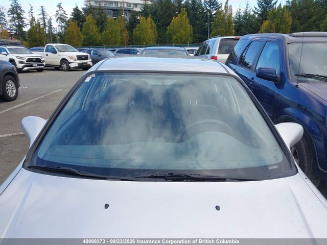 1999 Honda Civic მანქანა იყიდება აუქციონზე, vin: 2HGEJ6686XH904882, აუქციონის ნომერი: 40089373