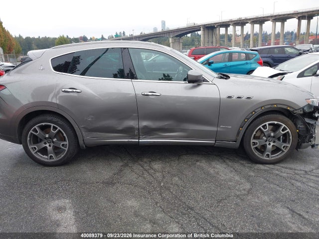 Продажа на аукционе авто 2021 Maserati Levante S Luxury, vin: ZN661YUL9MX369400, номер лота: 40089379