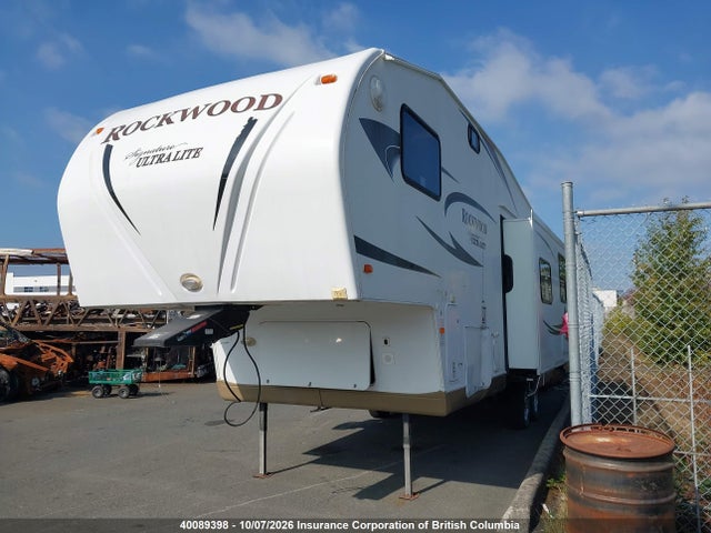 2011 Forest River Rockwood Tent Trailer მანქანა იყიდება აუქციონზე, vin: 4X4FRLD2XB1836872, აუქციონის ნომერი: 40089398