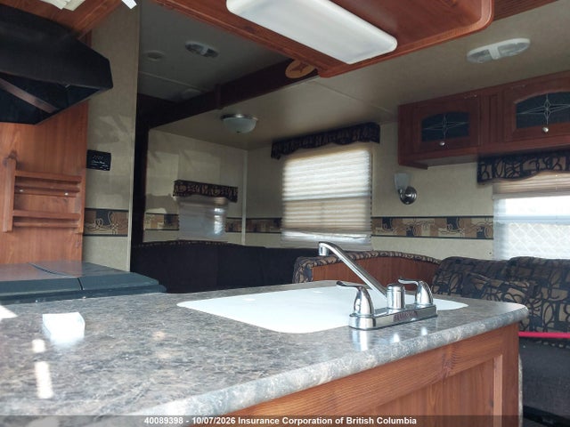 2011 Forest River Rockwood Tent Trailer მანქანა იყიდება აუქციონზე, vin: 4X4FRLD2XB1836872, აუქციონის ნომერი: 40089398