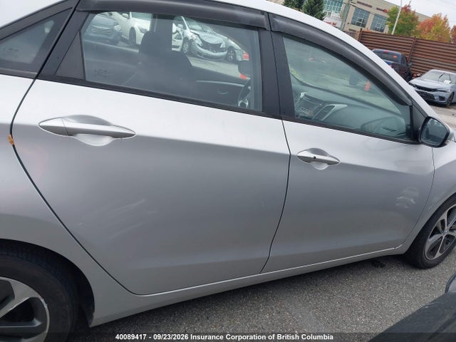 Продажа на аукционе авто 2016 Hyundai Elantra Gt Gls, vin: KMHD35LH2GU301259, номер лота: 40089417