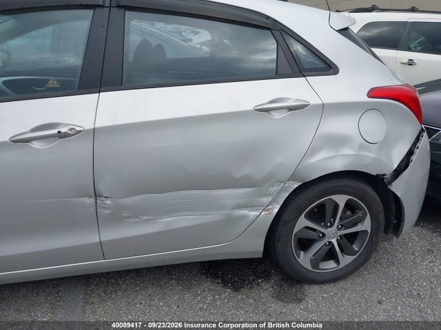 Продажа на аукционе авто 2016 Hyundai Elantra Gt Gls, vin: KMHD35LH2GU301259, номер лота: 40089417